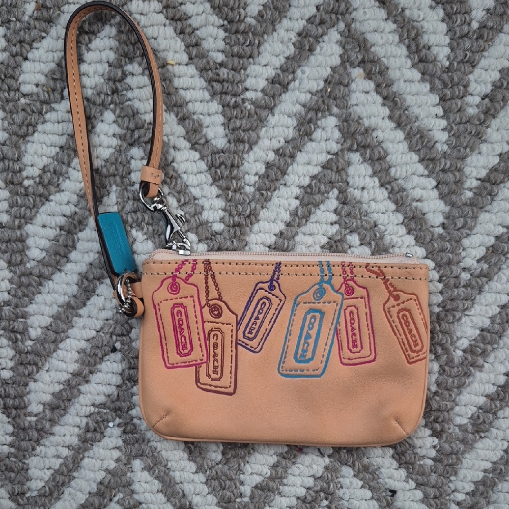 Coach Wristlet with Tag Design